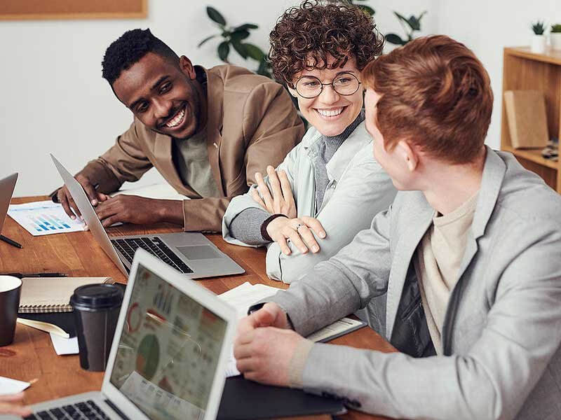 marcheauxpuces237.com