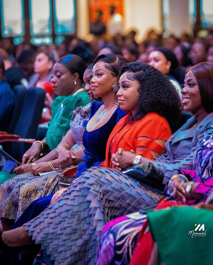 marcheauxpuces237.com